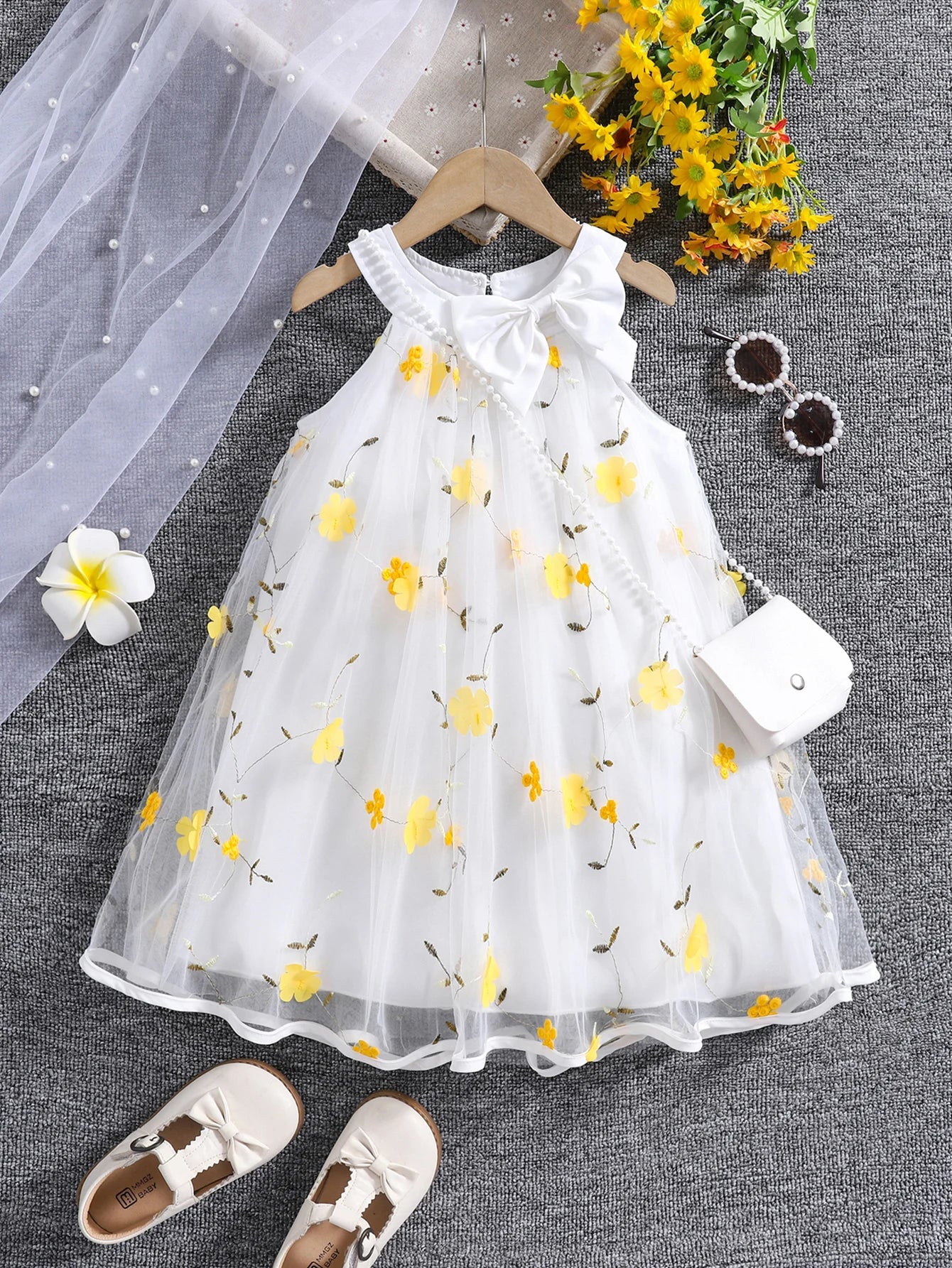 Vestido Infantil de Festa com Laço e Bordado Floral – Roupa Elegante para Meninas