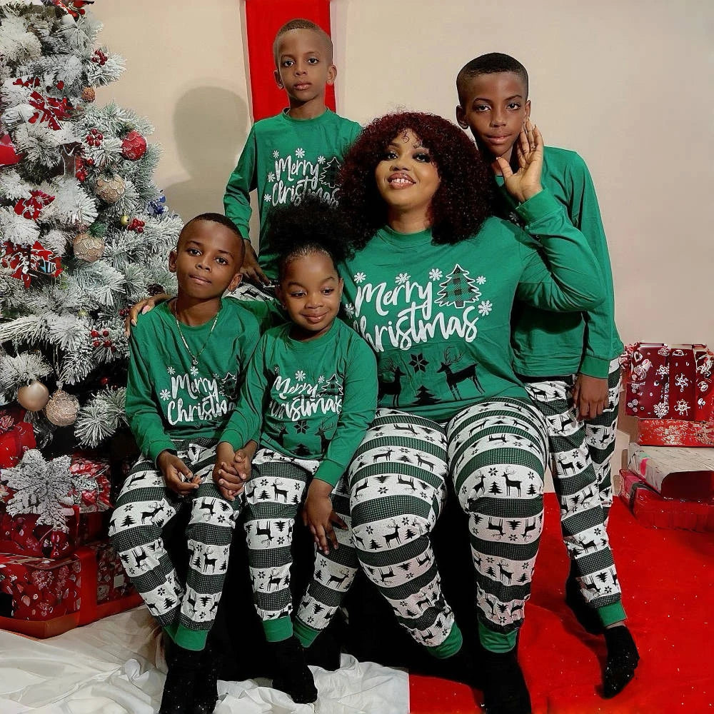 Conjunto de Pijamas Família