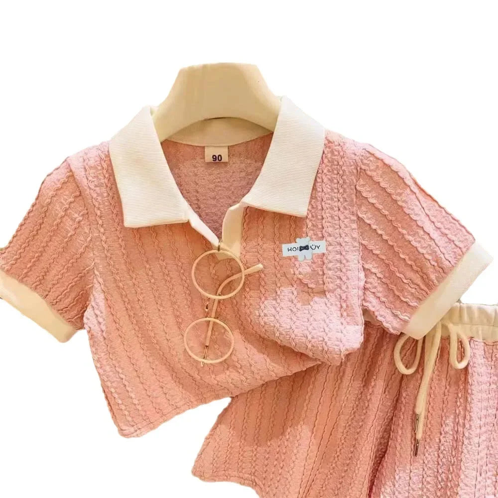 Conjunto Infantil Feminino Rosa com Blusa Polo e Saia – Estilo e Delicadeza para as Pequenas