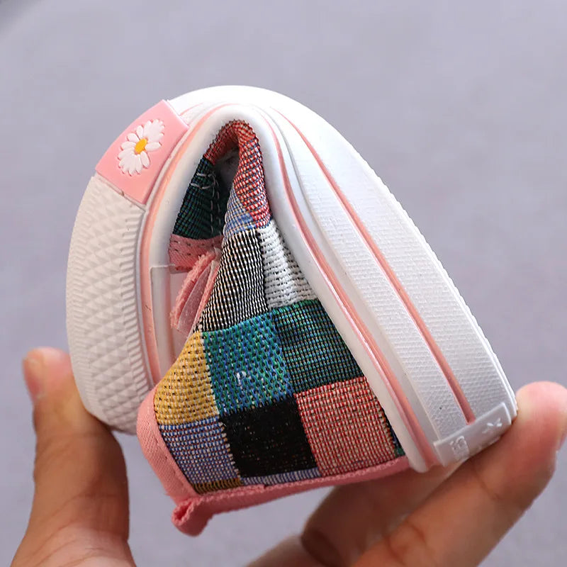 Tênis Infantil Xadrez Cano Alto – Casual Confortável com Cadarço e Velcro para Meninos e Meninas