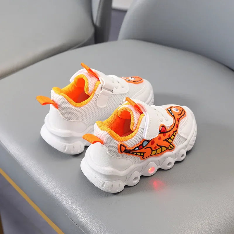 Tênis Infantil com LED Dinossauro – Sapato Esportivo com Luzes para Meninos e Meninas