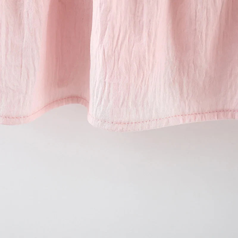 Vestido Infantil Feminino Rosa com Laço Verde – Delicadeza e Charme para Todas as Ocasiões