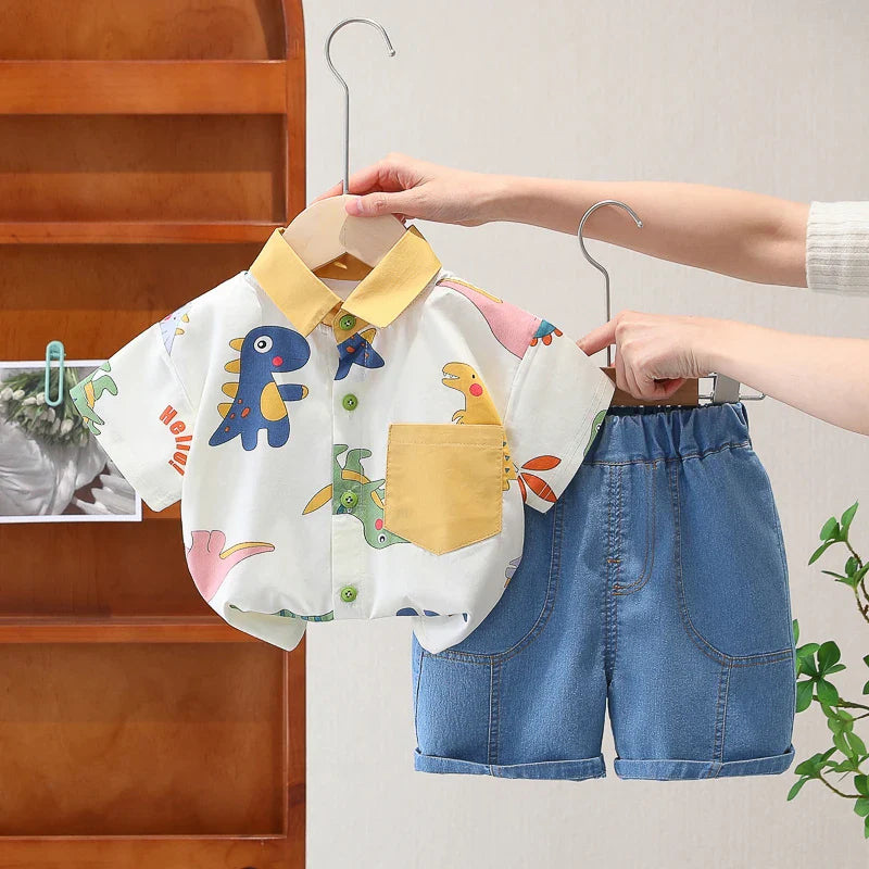 Conjunto Infantil de Verão com Estampa de Dinossauro – Camisa e Short 2 Peças