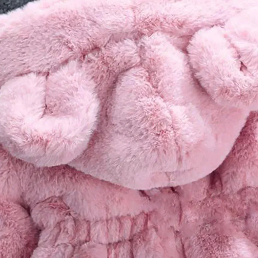 Casaco Infantil de Inverno com Capuz e Orelhinhas de Urso – Pelúcia Rosa Super Fofinha