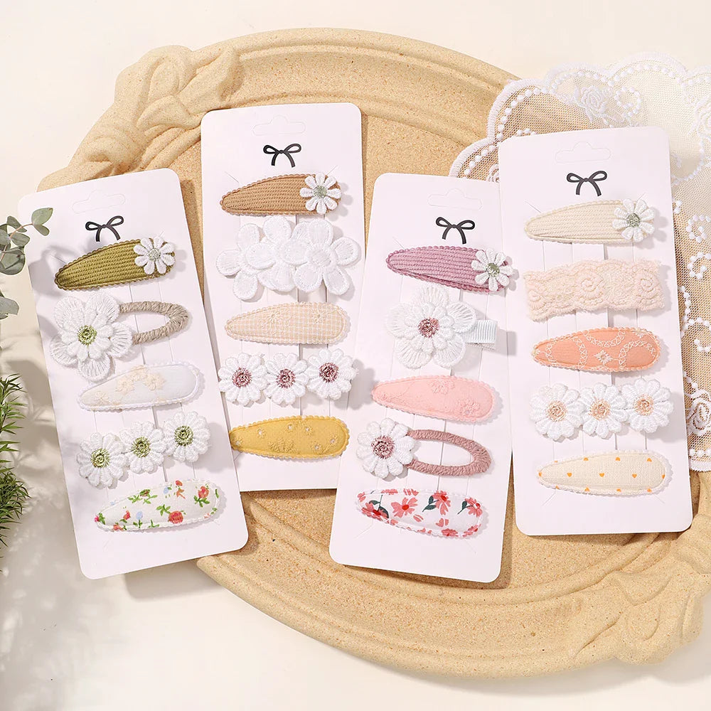 Conjunto 5 Presilhas de Cabelo Infantil – Mini Laços Florais, Coelhinho e Princesa