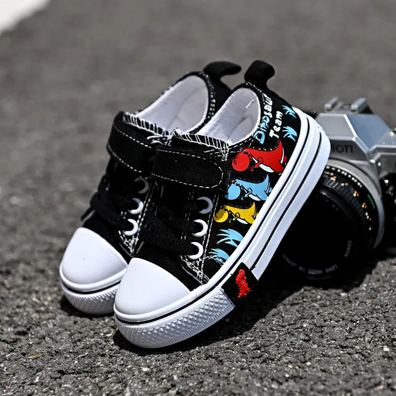 Tênis Infantil Dinossauro Preto – Casual Confortável com Velcro e Estampa Colorida