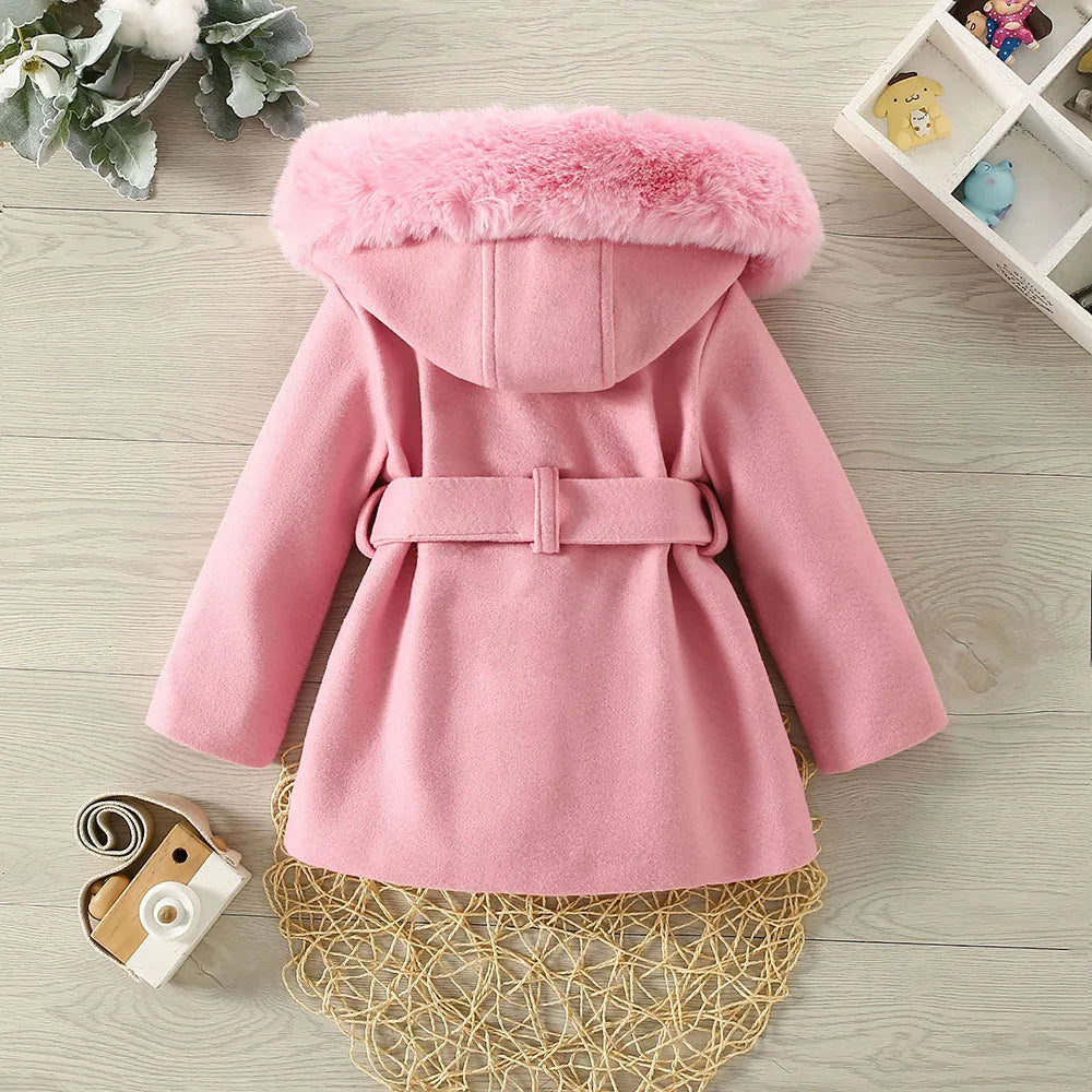 Casaco Infantil de Inverno com Capuz e Laço – Pelúcia Rosa Quentinha para Meninas