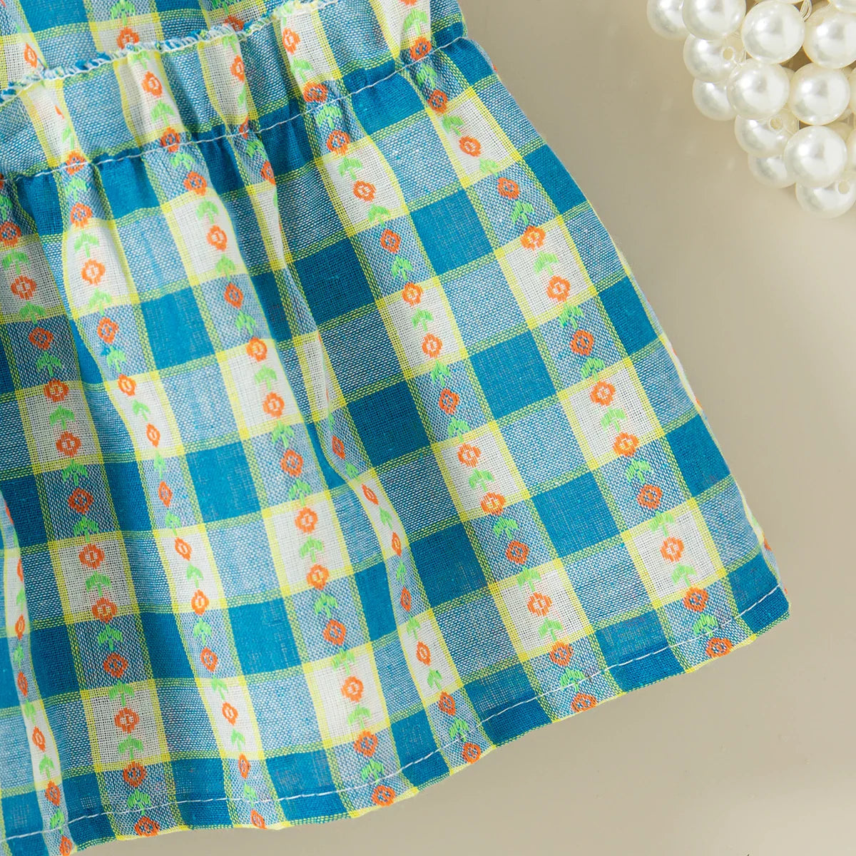 Vestido Infantil Feminino Xadrez Azul com Gola Branca Bordada – Delicadeza e Estilo para as Pequenas