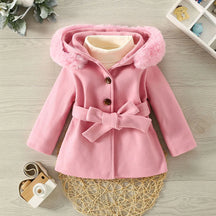 Casaco Infantil de Inverno com Capuz e Laço – Pelúcia Rosa Quentinha para Meninas