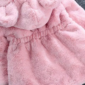 Casaco Infantil de Inverno com Capuz e Orelhinhas de Urso – Pelúcia Rosa Super Fofinha