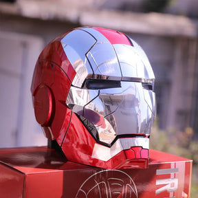 Capacete Homem de Ferro Mark 85 Colecionável em Metal Cromado – Réplica Realista