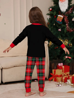 Conjunto Pijamas Família Natal – Papai, Mamãe, Filhos, Bebé e Pet