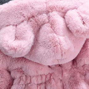 Casaco Infantil de Inverno com Capuz e Orelhinhas de Urso – Pelúcia Rosa Super Fofinha