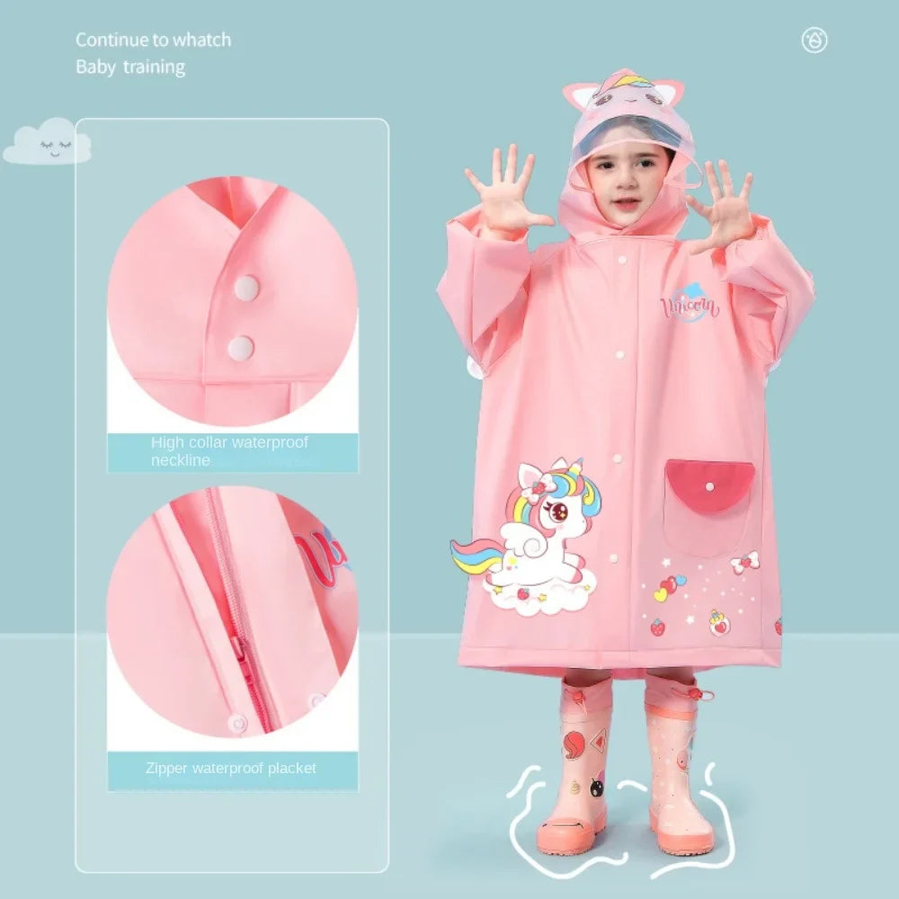 Capa de Chuva Infantil Impermeável com Estampa de Dinossauro ou Unicórnio – Com Espaço para Mochila | Poncho Escolar para Meninos e Meninas