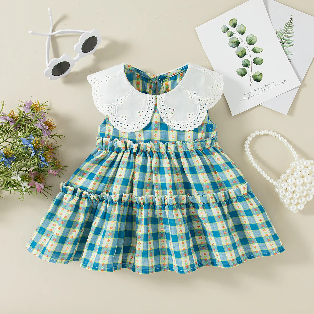 Vestido Infantil Feminino Xadrez Azul com Gola Branca Bordada – Delicadeza e Estilo para as Pequenas