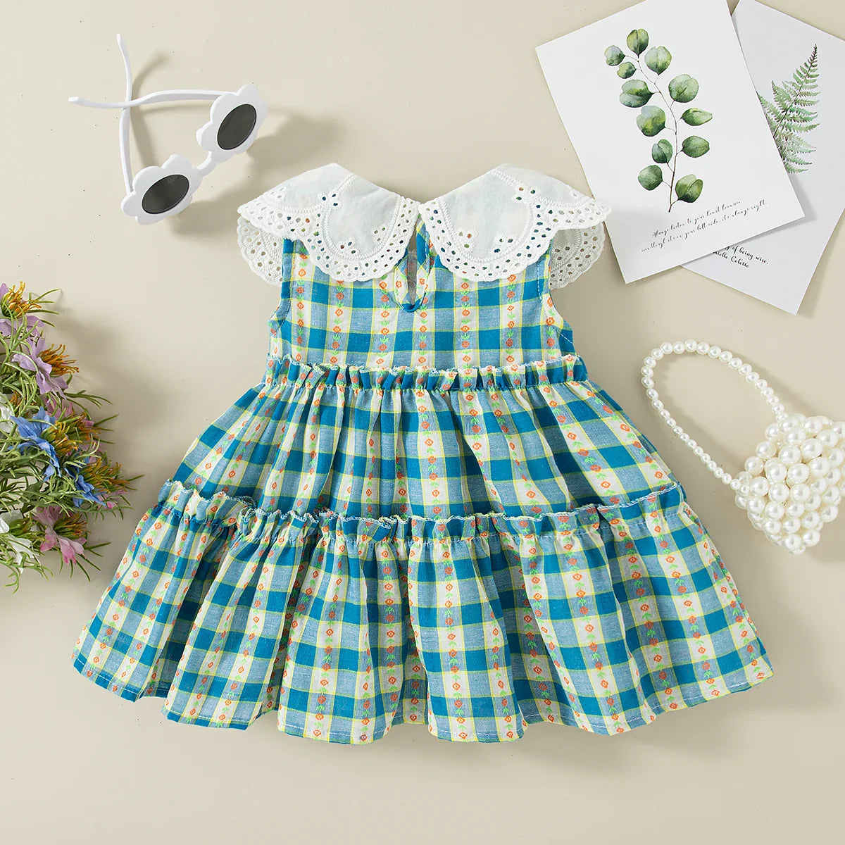 Vestido Infantil Feminino Xadrez Azul com Gola Branca Bordada – Delicadeza e Estilo para as Pequenas